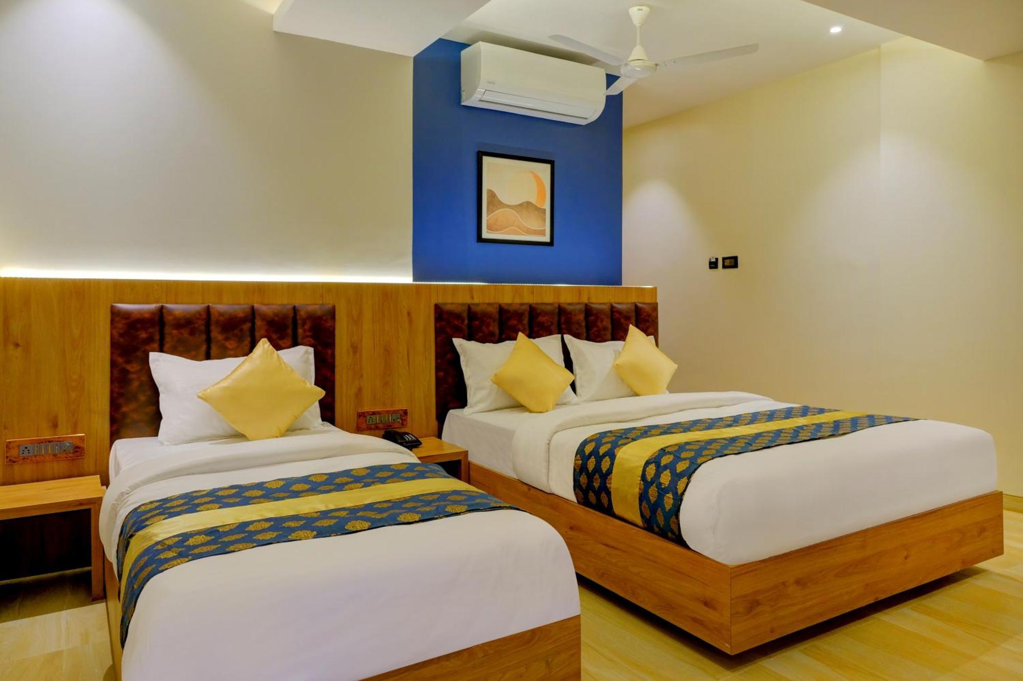 Metropolis Business Hotel Панаджи Екстериор снимка